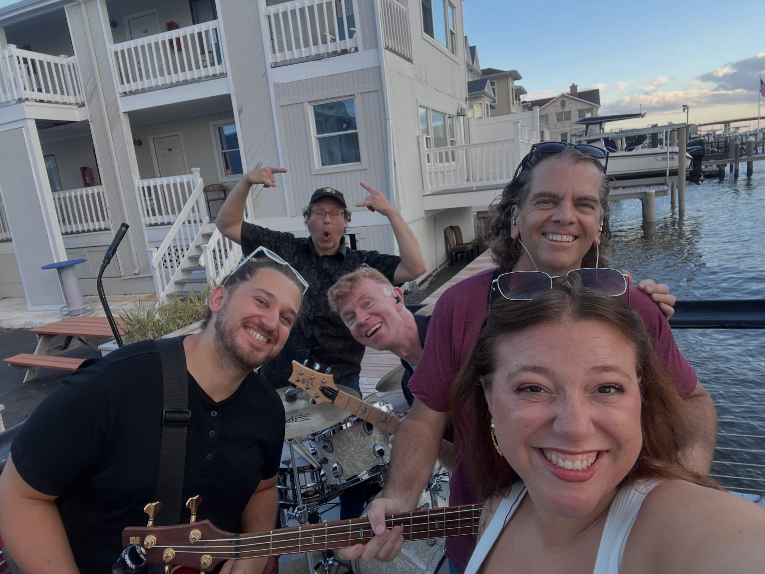 DRAGONFLY BAND LIVE AT BIG SHOTS